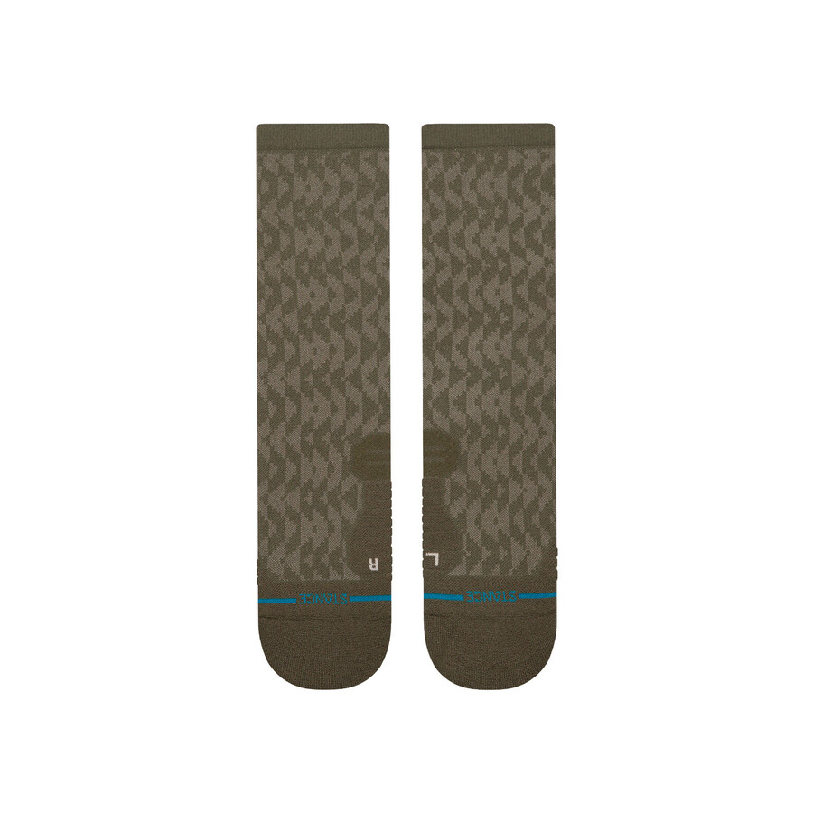 light performance crew socks