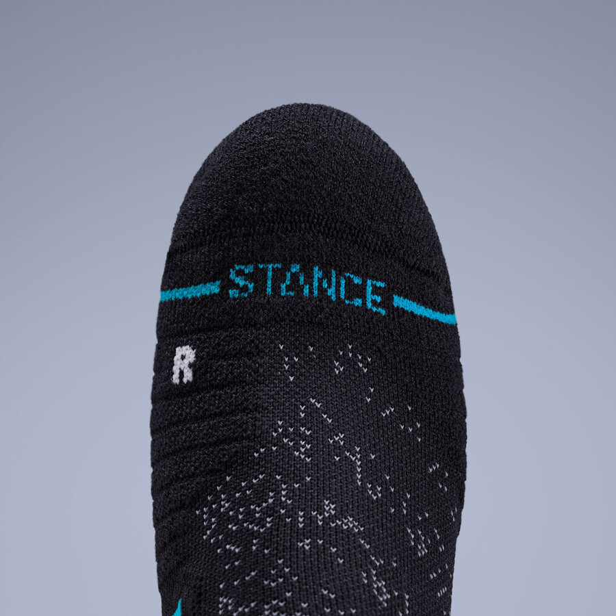 light performance crew socks